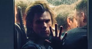 La Fete Est Finie D Orelsan Chronique Simple Basique Parce que j'vais dire des trucs simples. orelsan chronique simple basique