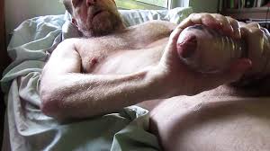 Blonde Gummy Bear's exclusive OnlyFans behind-the-scenes action