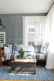 Blue, dining room, olympic paint *misty surf. 9 Calming Paint Colors
