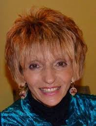 Elaine Constantino's Instagram, Twitter & Facebook