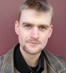 Patrick Bentley's Instagram, Twitter & Facebook