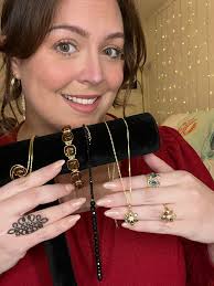 Claire's Cart is FULL of golden goodies today! Shop with me