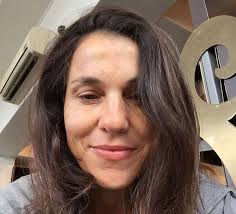 As strange as it is, sugar daddy relationships have been on the rise in the last couple of years. Rich Sugar Mummy In Australia Phone Number Now Available Get It Now Romantic Woman Phone Numbers Business Women