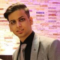 Daniel Moradi's Instagram, Twitter & Facebook