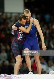 Son record personnel est de 5,95 m. Sam Kendricks Renaud Lavillenie Track And Field Athlete Sports