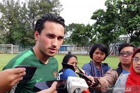 Semoga yang like, subscribe & share. Terkait Ezra Walian Pssi Hormati Keputusan Fifa