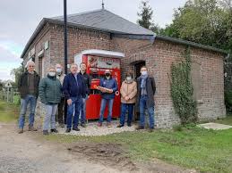 Eure A La Campagne Les Distributeurs Se Multiplient Comme Des Petits Pains L Eveil Normand