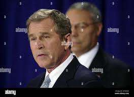 Gen colin powell hi-res stock photography and images