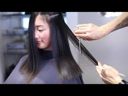 Drawing Inspiration From High Fashion Art Film Celebrity Hair Stylist Anh Co Tran Has Perfected T Celebrity Hair Stylist 2018 Haircuts Celebrity Hairstyles