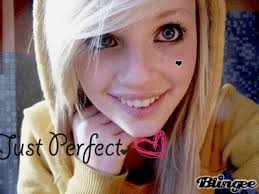 Résultat de recherche d'images pour "fille belle"