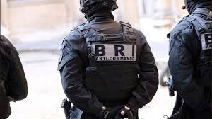 Cadre et cuisine excellent sobre la vague d'or. Projet D Assassinat Et Trafic De Stupefiants Sept Personnes Interpellees Dans La Cite Berthe A La Seyne Sur Mer