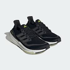 Adidas Ultraboost Light – Affinity