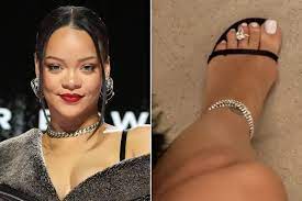 Celebrities Are Trying to Bring Toe Rings Back Into Style
