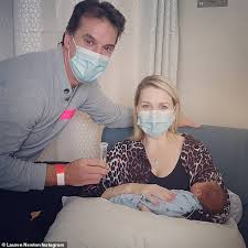 Patricia anne newton am (née mcgrath; Bert And Patti Newton S Daughter Lauren Discusses Her Stressful And Drawn Out Pregnancy Readsector