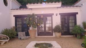 And while i was so ready to criticize kendall jenner's house (sorry not sorry!), i have to say i was. Kendall Jenner S House Home Building Design Kendall Jenner House Jenner House