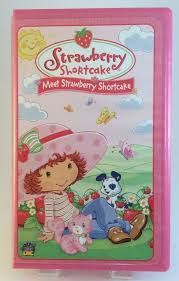 Meet Strawberry Shortcake Vhs Animated With Music Video 2003 Dic Entertainment Strawberry Shortcake Strawberry Shortcake Pictures Strawberry Shortcake Cartoon
