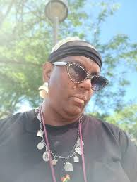 Hello, I'm Tina and something to know about me is