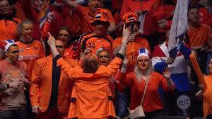Geanimeerde gif animaties aan gratis oranje letters te downloaden. Netherlands Fans Gifs Get The Best Gif On Giphy