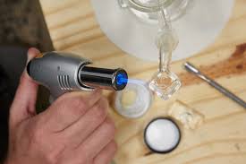 How do dabbers use a dab pen vs a dry herb vaporizer? How To Smoke Wax Weedmaps