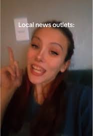 Ellie Schaaf's Instagram, Twitter & Facebook