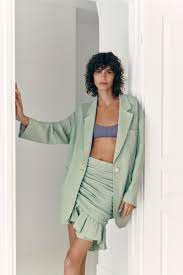 Mica Arganaraz Wears Zara S Relaxed Summer 2020 Styles Mini Skirts Draped Skirt High Waist Fashion