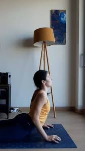 242 begenme 6 yorum instagram da koc toplulugu spor kulubu koctoplulugusporkulubu yoga derslerimiz online olarak devam etmektedir decor lamp home decor