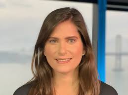 Laura Batchelor's Instagram, Twitter & Facebook