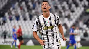 With a white v neck, the jersey also has gold details that adorn the logo of its sponsors, as well as its shield. Cristiano Ronaldo Hd Photos In Juventus Jersey And Wallpapers In Portugal Jersey For Free Download For Fans Celebrating Cr7 S 750th Career Goal Online Latestly