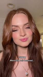 Farrah Barnes's Instagram, Twitter & Facebook