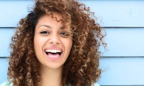 Bare-Minimal Makeup Tutorials for Beginners