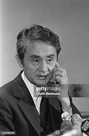 119 Thomas Noguchi Stock Photos, High-Res Pictures, and Images