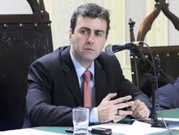 He has two children, joão and isadora freixo. Caso Robson Marcelo Freixo Fala Sobre Situacao De Brasileiro Preso Lance