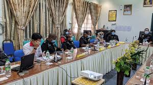 Ia menyediakan perkhidmatan kepada warganegara malaysia, penduduk tetap dan warga asing yang berkunjung ke malaysia. Jabatan Imigresen Malaysia Negeri Terengganu Jim Tganu Twitter