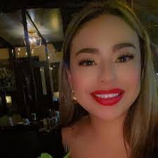 Roxy Reyes's Instagram, Twitter & Facebook