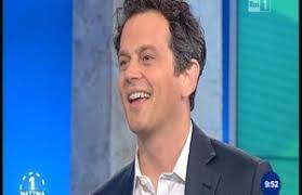 Sono geloso della mia vita privata. Chi E Alessio Zucchini Il Giornalista E Conduttore Di Unomattina