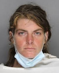 Kerry Mcdevitt's Instagram, Twitter & Facebook