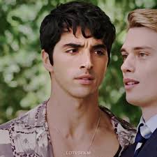 Nevaeh Farrell × Casey Claremont