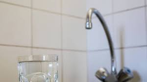 En plus d'avoir un goût désagréable, l'eau chlorée consommée l'ets françois kloepfer dispose de produits de traitement de l'eau écologiques permettant de traiter votre eau de façon à ce que le calcaire ne se dépose pas à. Vienne L Eau Du Robinet Voit Trouble