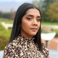 Alexandra Ess's Instagram, Twitter & Facebook