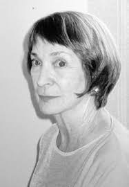 Gifts of Age: Portraits and Essays of 32 Remarkable Women: Chronicle Books  LLC Staff, Valois, Pamela, Painter, Charlotte: Amazon.com: Books