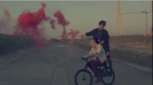 Rihanna On Bike Bikes Starsonbike Rihanna We Found Love Love Gif Rihanna