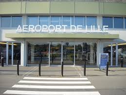 Un simulateur d'avion de ligne et deux simulateurs dès son ouverture, été 2015, ce nouveau centre de simulation de vol dernière génération sera équipé. Les Vols Au Depart De Lille Vers Le Portugal Sont Deja En Vente Lusojornal