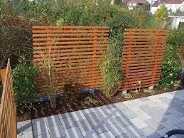 Der sichtschutzzaun aus holz hat nicht nur funktionale aufgaben, mit seinem natürlichen charme bereichert er ihren garten auch optisch. Mobiler Sichtschutz Garten Gunstig Von Unseren Lieblingsdesignern Von Mobiler Si Sichtschutz Garten Selber Bauen Selber Bauen Garten Sichtschutz Garten Gunstig