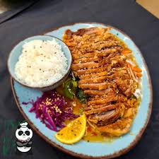 Bestelle bei lieferando.de und dein wenn der lieferdienst gerufen wird, darf der hering ausnahmsweise mal eine runde länger. Panda S Kuche Asiatisches Restaurant In Hamburg Online Bestellung