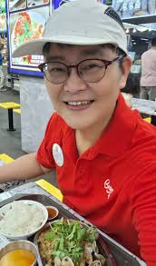 现在的厨师都是男的。女人呢？