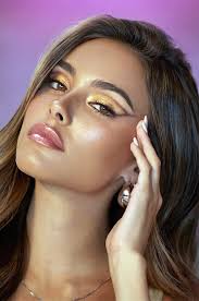 Madison Beer Daily ••