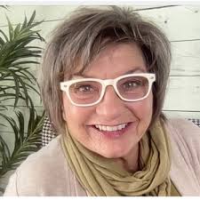 607 May St, Jennings, LA 70546