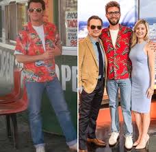 Meanwhile, the owners of the cocaine, the mob, track them down in an attempt to reclaim it. So This Happened Today Left Christian Slater As Clarence Worley In My Favorite Film True Romance Next To T2 Rig Kevin Mccarthy Scoopnest