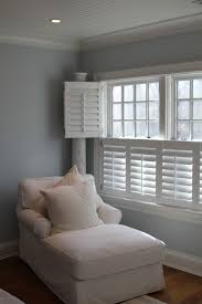 Plantation shutters ideas & photos. Windows With White Shutters In Bedroom Gray Bedroom Walls Blinds For Windows Living Rooms Home