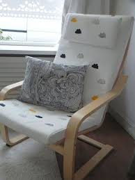 07 Cloud Printed Poang Chair Hack Digsdigs Ikea Kinderzimmer Ideen Ikea Stuhl Ikea Babybett